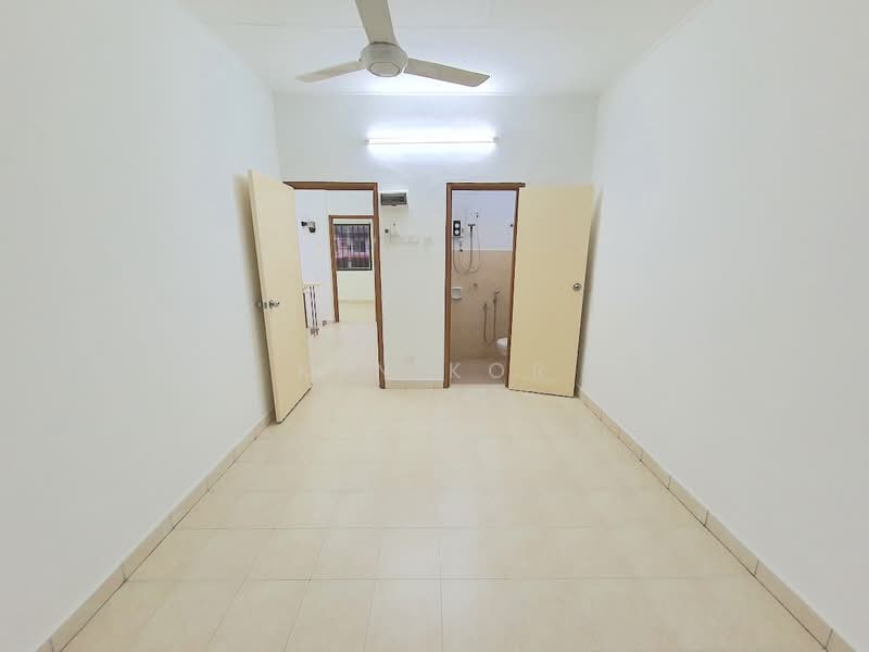 Rumah Teres 2 Tingkat untuk Dijual di Taman Perling (Perling) - Ken Kor - Interior - PropertyGuru.com.my