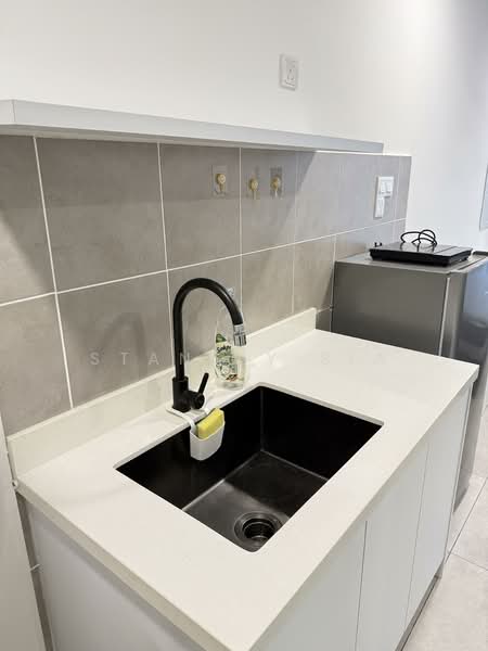 Servis Apartment untuk Disewa di DK Impian - Stanley Sia - Kitchen - PropertyGuru.com.my