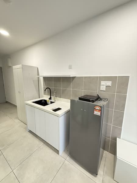 Servis Apartment untuk Disewa di DK Impian - Stanley Sia - Kitchen - PropertyGuru.com.my