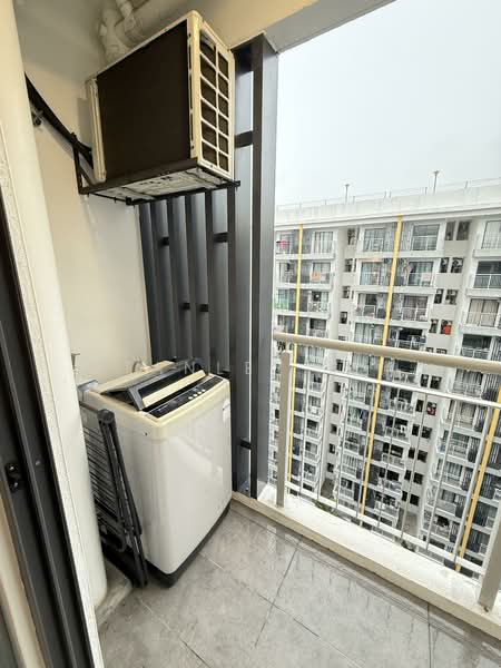 Servis Apartment untuk Disewa di DK Impian - Stanley Sia - Balcony - PropertyGuru.com.my