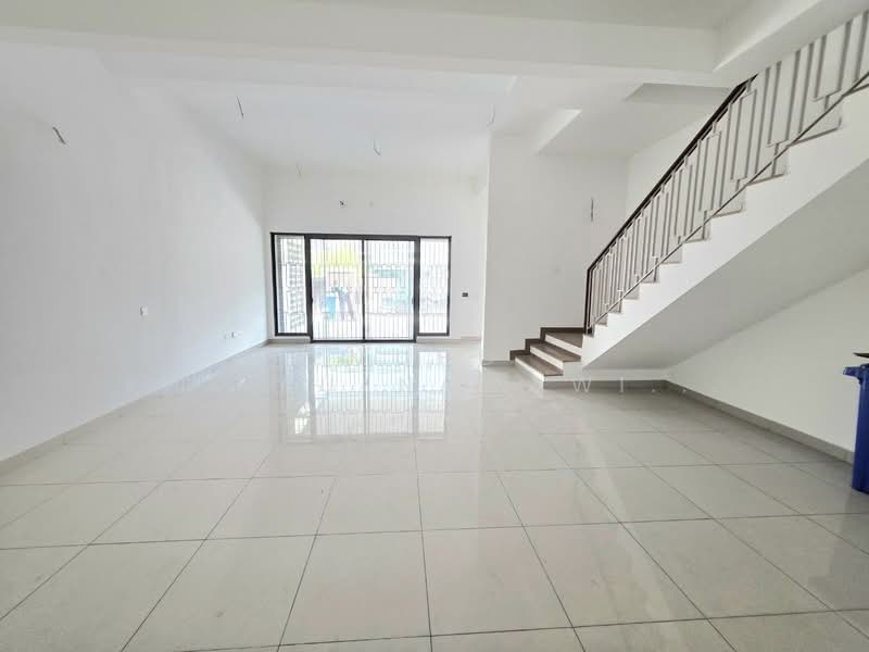 2-storey Terraced House for Sale in Elmina (Shah Alam) - Muhd Khairulnawawi Kamaruddin - Living Room - PropertyGuru.com.my