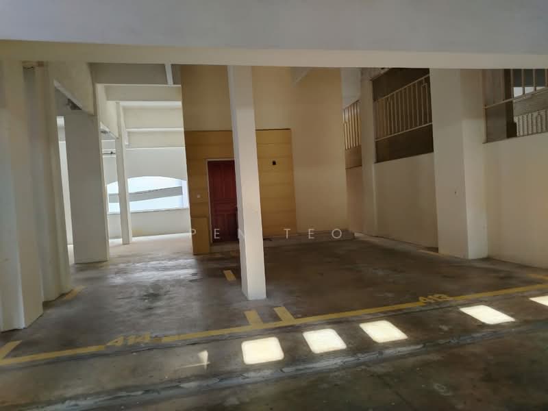 Rumah Bandar untuk Disewa di Fettes Park (Tanjung Tokong) - Pen Teo - Car Park - PropertyGuru.com.my