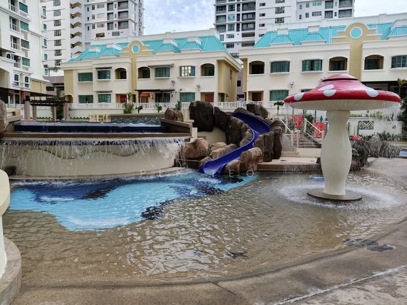 Townhouse for Rent in Fettes Park (Tanjung Tokong) - Pen Teo - Pool - PropertyGuru.com.my
