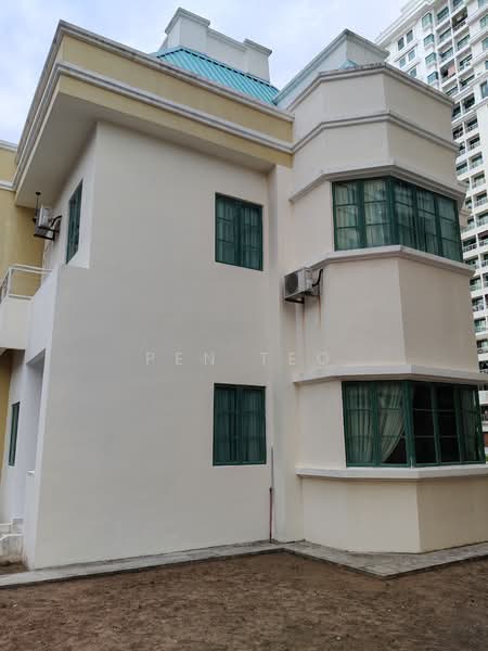 Townhouse for Rent in Fettes Park (Tanjung Tokong) - Pen Teo - Exterior - PropertyGuru.com.my