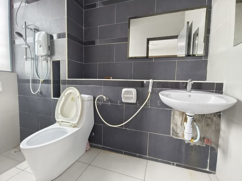 Service Residence for Rent at The Sky Executive Suites - Annie Lee - Bathroom - PropertyGuru.com.my