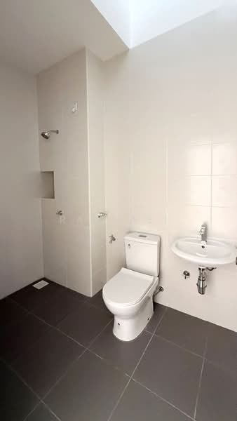 Cluster House for Sale in Iskandar Puteri (Nusajaya) (Johor) - Rachael Lew - Bathroom - PropertyGuru.com.my