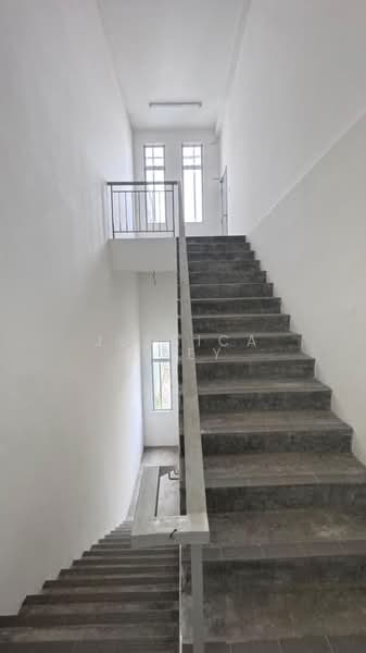 Kilang untuk Disewa di Pasir Gudang (Johor) - Jessica Boey - Corridor - PropertyGuru.com.my