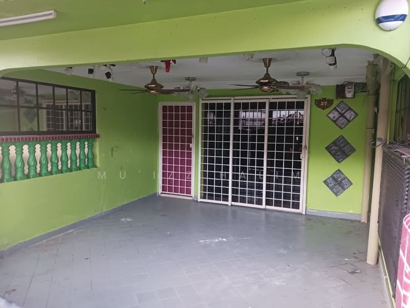 Rumah Teres 2 Tingkat untuk Dijual di Taman Kajang Baru (Kajang) - Mu'izz Halim - Exterior - PropertyGuru.com.my