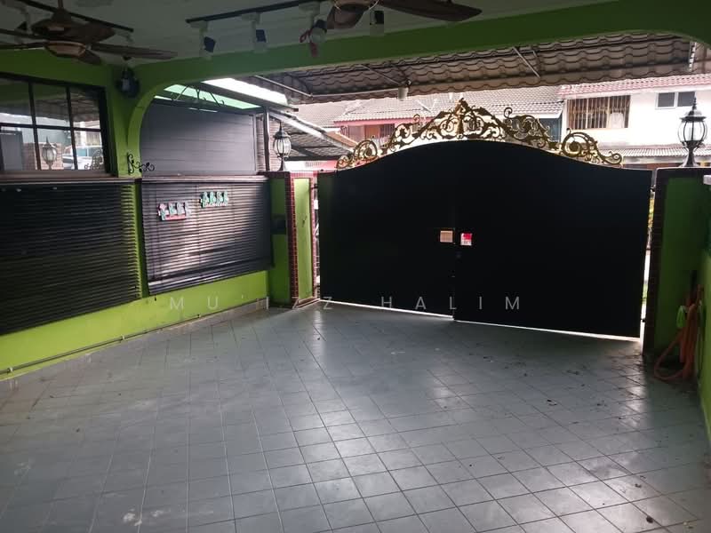 Rumah Teres 2 Tingkat untuk Dijual di Taman Kajang Baru (Kajang) - Mu'izz Halim - Exterior - PropertyGuru.com.my