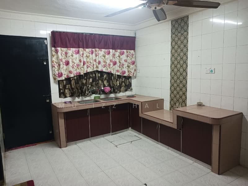 Rumah Teres 2 Tingkat untuk Dijual di Taman Kajang Baru (Kajang) - Mu'izz Halim - PropertyGuru.com.my