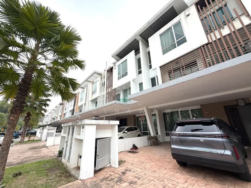 3-storey Terraced House for Sale in Cyberjaya (Selangor) - Muhd Khairulnawawi Kamaruddin - Exterior - PropertyGuru.com.my