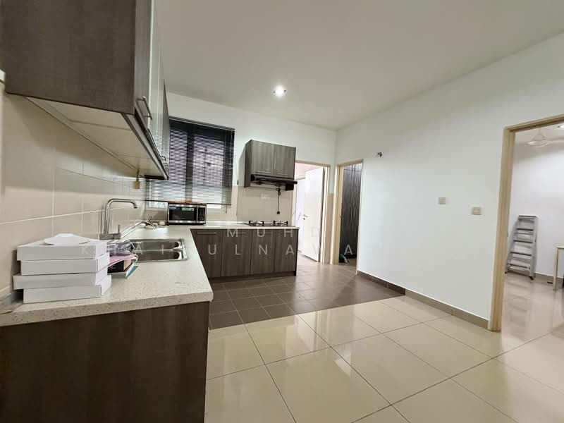 3-storey Terraced House for Sale in Cyberjaya (Selangor) - Muhd Khairulnawawi Kamaruddin - Kitchen - PropertyGuru.com.my