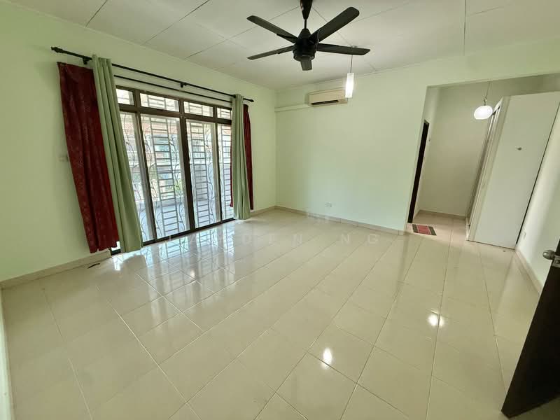 Rumah Teres 2 Tingkat untuk Dijual di Bandar Dato Onn (Tebrau) - Jayden Ng - Living Room - PropertyGuru.com.my