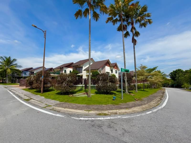 Rumah Banglo untuk Dijual di Shah Alam (Selangor) - Akramin Firdaus Bin Mokhtar - PropertyGuru.com.my
