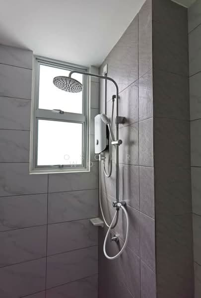 Servis Apartment untuk Disewa di SKS Habitat - Oscar Wong - Bathroom - PropertyGuru.com.my