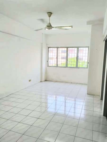 Apartment for Sale at Meranti Apartment - Zamani Ishak - Living Room - PropertyGuru.com.my