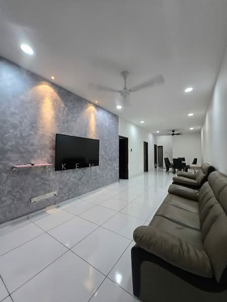 Rumah Teres 1 Tingkat untuk Disewa di Bandar Putra (Kulai) - Ken Liew - Living Room - PropertyGuru.com.my