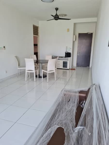 Servis Apartment untuk Disewa di Sky Gardens Residences - Ken Liew - Dining Room - PropertyGuru.com.my