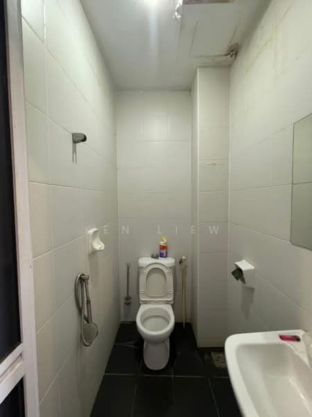 Service Residence for Sale at THE SENAI GARDEN (PANGSAPURI IMPIAN SENAI) - Ken Liew - PropertyGuru.com.my
