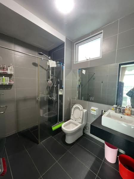 Service Residence for Sale at THE SENAI GARDEN (PANGSAPURI IMPIAN SENAI) - Ken Liew - PropertyGuru.com.my