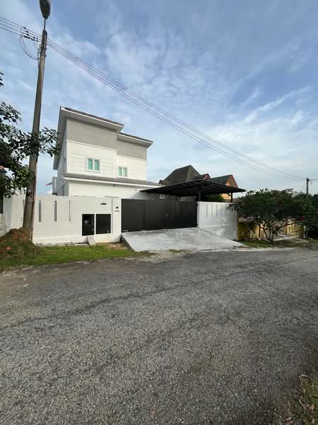 Bungalow for Sale in Kajang (Selangor) - Mu'izz Halim - Exterior - PropertyGuru.com.my