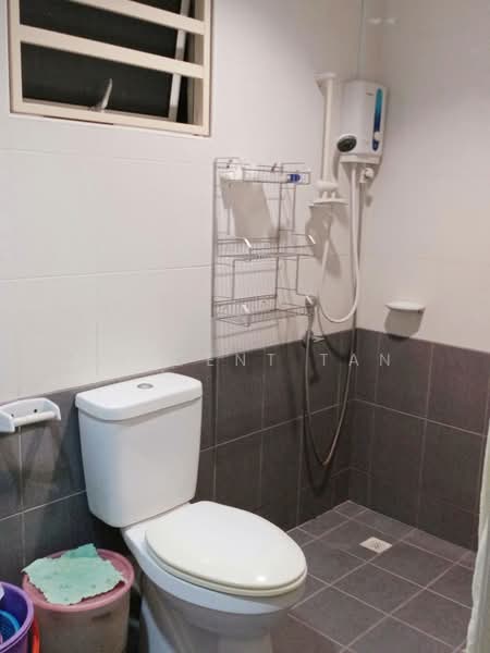 Service Residence for Rent at Birch Regency @ Penang Times Square - Vincent Tan - Bathroom - PropertyGuru.com.my