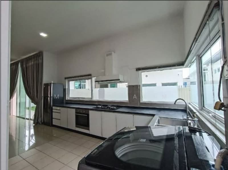 Semi-Detached House for Rent in Cyberjaya (Selangor) - Mu'izz Halim - Kitchen - PropertyGuru.com.my