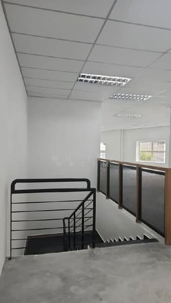 Shop for Rent in Kuala Lumpur (Kuala Lumpur) - Mu'izz Halim - Interior - PropertyGuru.com.my