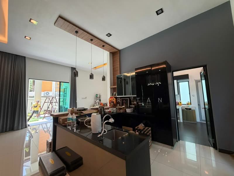 Bungalow for Rent in Shah Alam (Selangor) - Xavier Tan - Kitchen - PropertyGuru.com.my
