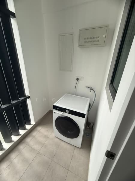Kondominium untuk Disewa di Mezzo - Anthony Yeoh - Balcony - PropertyGuru.com.my