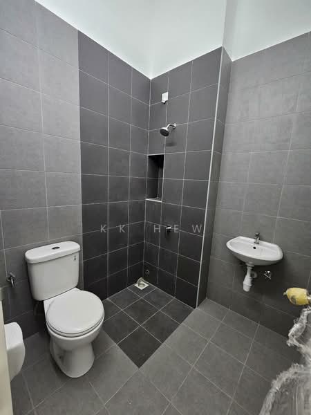 2-storey Terraced House for Sale in Eco Forest (Semenyih) - KK HEW - Bathroom - PropertyGuru.com.my