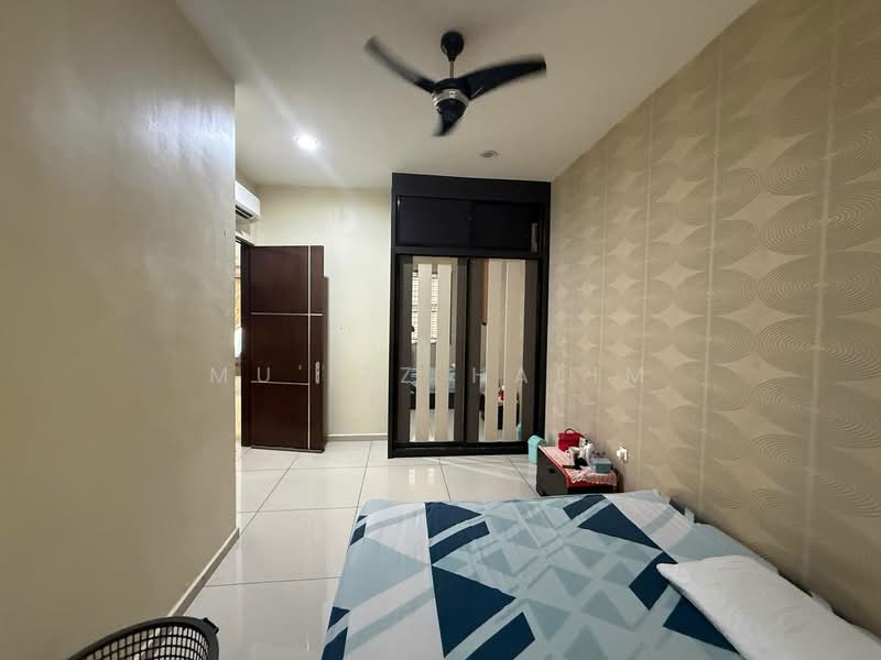Semi-Detached House for Sale in Taman Port Dickson (Lukut) - Mu'izz Halim - Bedroom - PropertyGuru.com.my