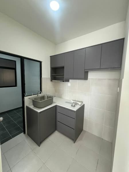 Pangsapuri untuk Disewa di Residensi Max - Vincent Lai - Kitchen - PropertyGuru.com.my