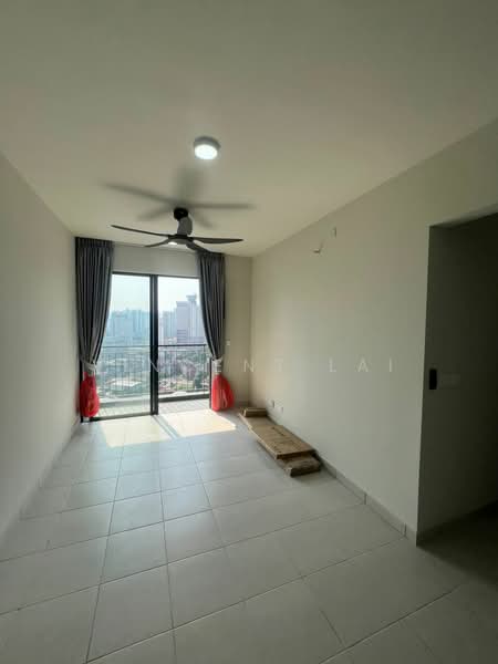 Pangsapuri untuk Disewa di Residensi Max - Vincent Lai - Balcony - PropertyGuru.com.my