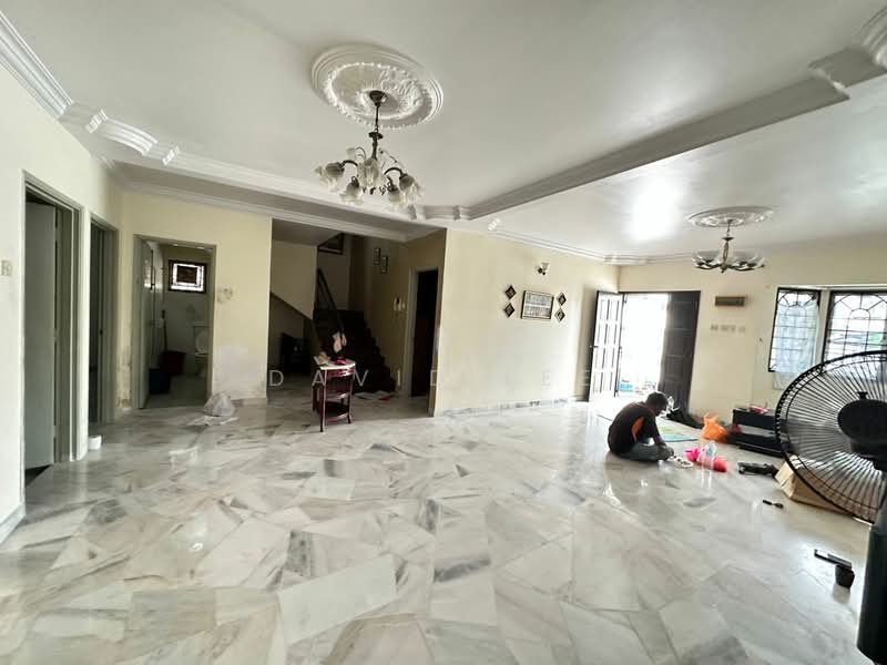 Bungalow for Sale in Taman Sri Hijau (Rawang) - David Lee - Living Room - PropertyGuru.com.my