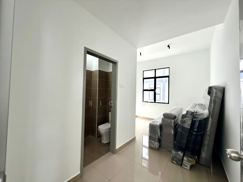 Terraced House for Rent in Taman Ponderosa (Johor Bahru) - Jessica Boey - Bathroom - PropertyGuru.com.my
