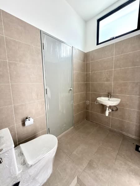 Terraced House for Rent in Taman Ponderosa (Johor Bahru) - Jessica Boey - Bathroom - PropertyGuru.com.my