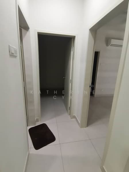 Service Residence for Rent at Majestic Maxim - Katherine Cyx - Corridor - PropertyGuru.com.my