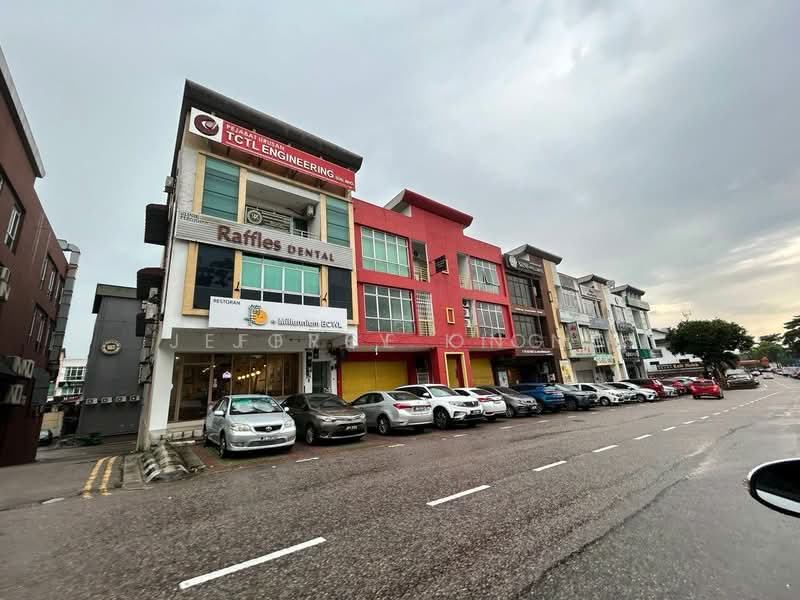 Shop / Office for Sale in Taman Molek (Johor Bahru) - Jeffrey Kiong - Exterior - PropertyGuru.com.my