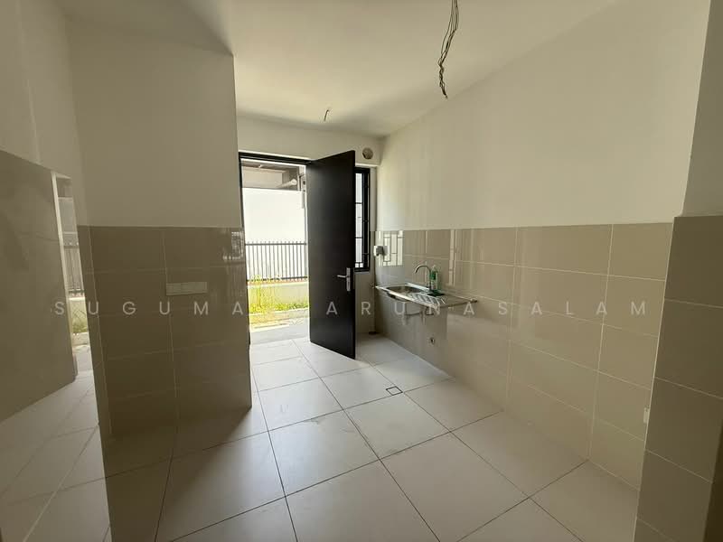 Rumah Teres 2 Tingkat untuk Dijual di Elmina (Shah Alam) - Sugumar Arunasalam - Kitchen - PropertyGuru.com.my