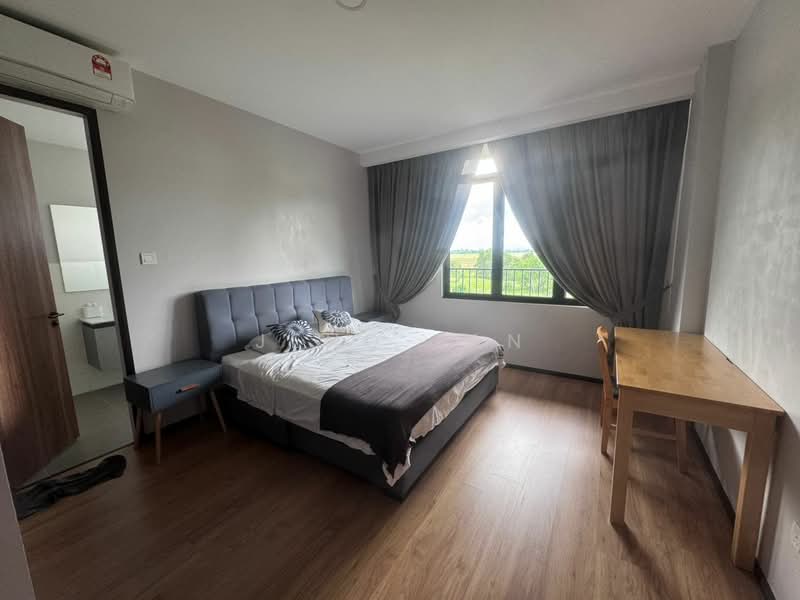 Pangsapuri untuk Disewa di The Echelon - Jeno Tan - Bedroom - PropertyGuru.com.my