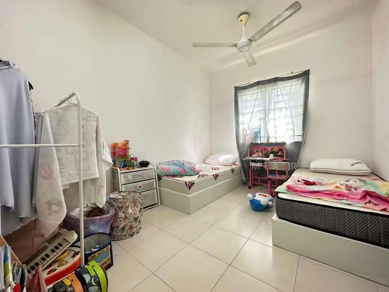 Apartment for Sale at Seri Baiduri - Nur Alia Omar - Bedroom - PropertyGuru.com.my