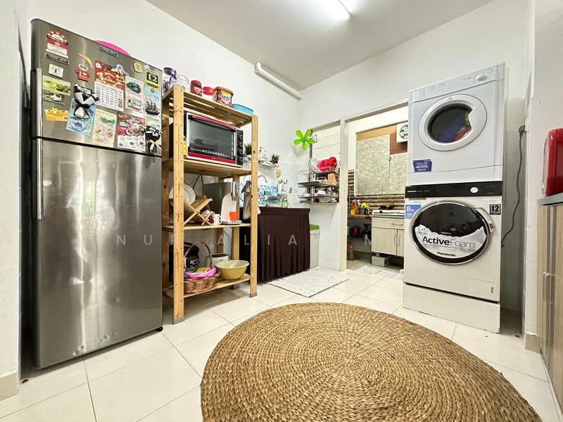 Apartment for Sale at Seri Baiduri - Nur Alia Omar - Kitchen - PropertyGuru.com.my