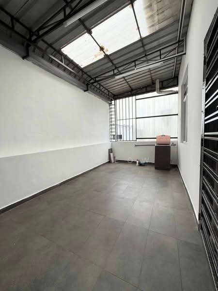 2-storey Terraced House for Rent in Taman Daya (Johor Bahru) - Ck Leow - Balcony - PropertyGuru.com.my
