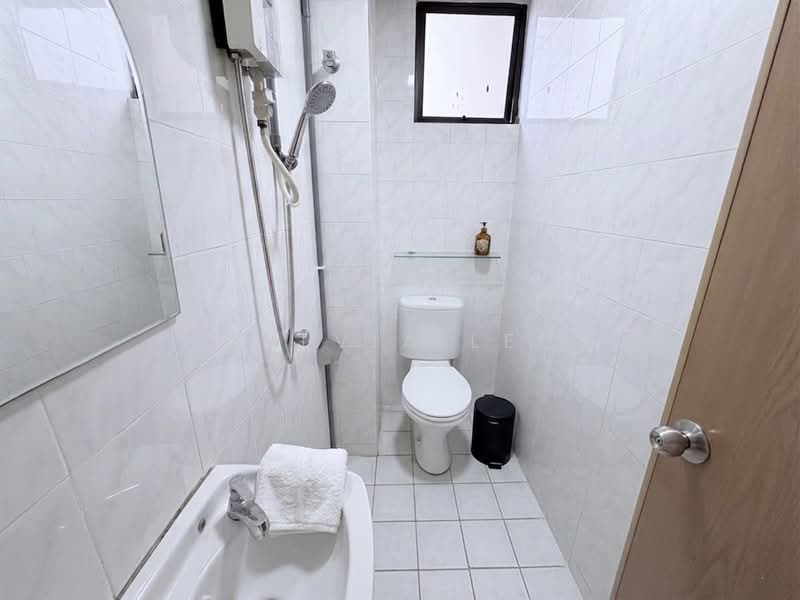 Condominium for Sale at 1 Bukit Utama - Sylvia Lee - Bathroom - PropertyGuru.com.my