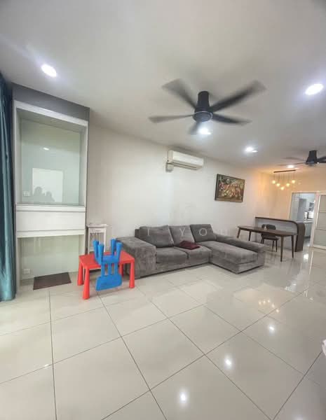 Rumah Teres 2 Tingkat untuk Disewa di Bandar Rimbayu (Telok Panglima Garang) - Miki You - Living Room - PropertyGuru.com.my