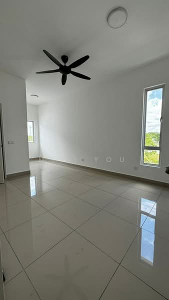 Rumah Teres 2 Tingkat untuk Disewa di Bandar Rimbayu (Telok Panglima Garang) - Miki You - Living Room - PropertyGuru.com.my