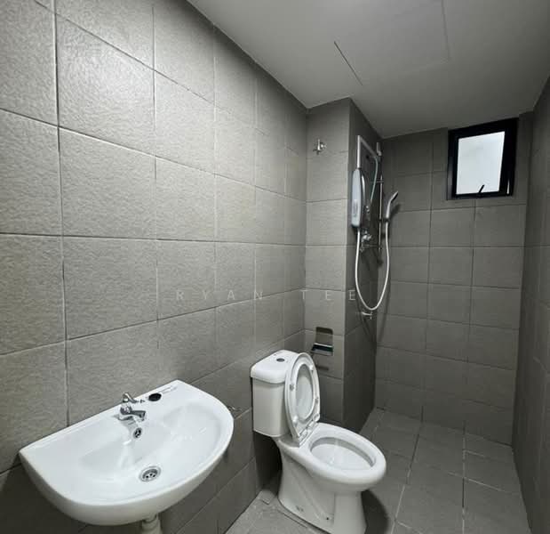 Pangsapuri untuk Disewa di Residensi Max - Ryan Tee - Bathroom - PropertyGuru.com.my