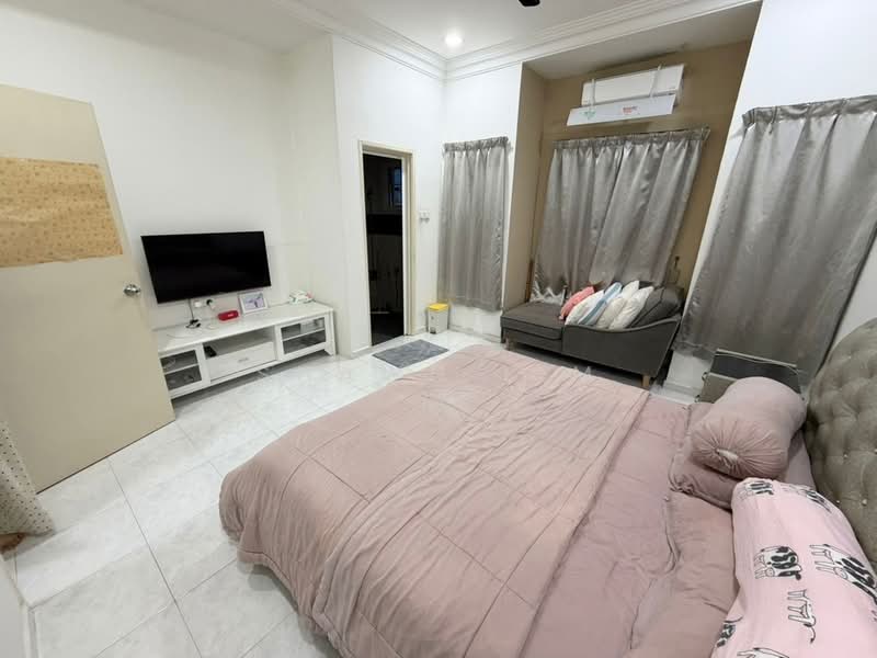 Rumah Teres 2 Tingkat untuk Dijual di Taman Setia Indah (Tebrau) - Shawn Lim - PropertyGuru.com.my