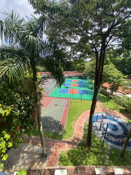 Pangsapuri untuk Dijual di Molek Pine 1 - Lilara Tiew - Exterior - PropertyGuru.com.my